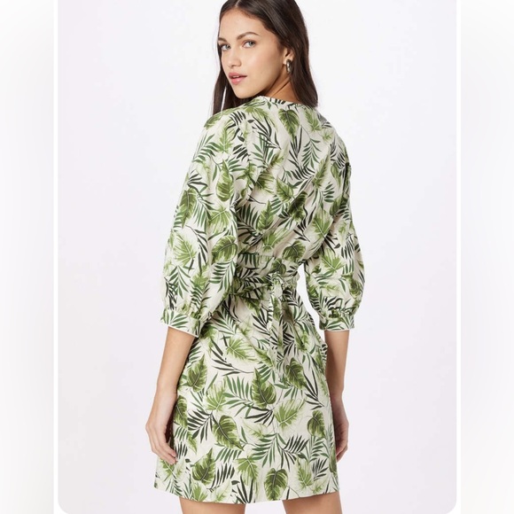 Reformation Marella Jervis belted botanical palm print dress in cream and green - Picture 10 of 10